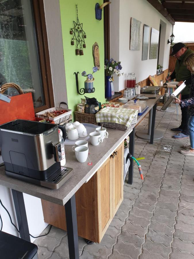 Penzion Cizku U Trebone Hotel Eksteriør billede